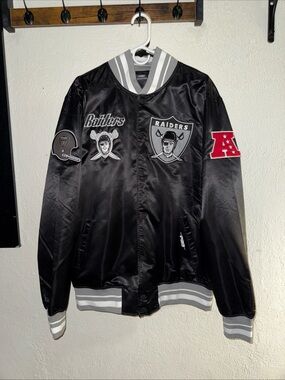 NFL Oakland Raiders Retro Classic Men’s Rib Satin Jacket XL